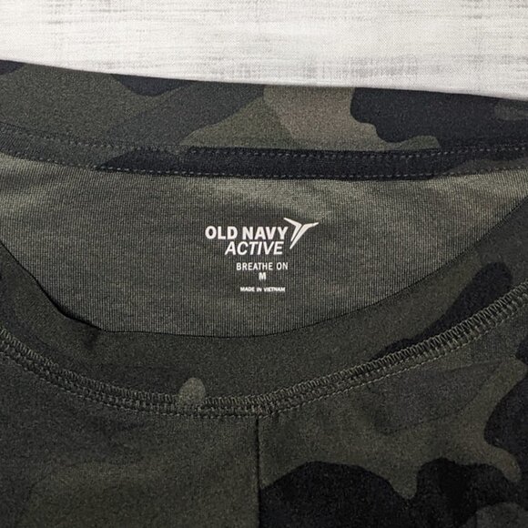 Old Navy Active Long Sleeve Medium Top Camo - Picture 6 of 7